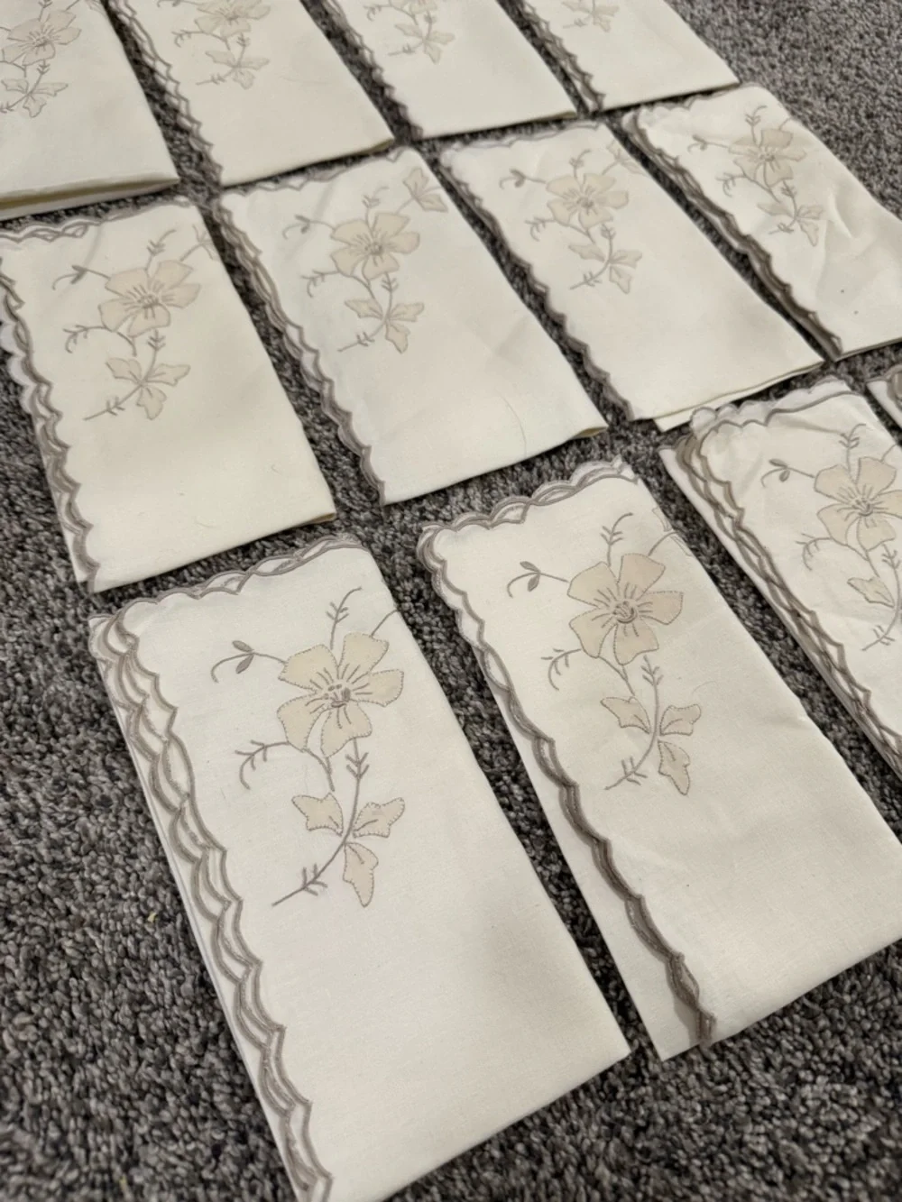 Set of 12 vintage Embroidered Floral Napkins - white with Beige gray Trim